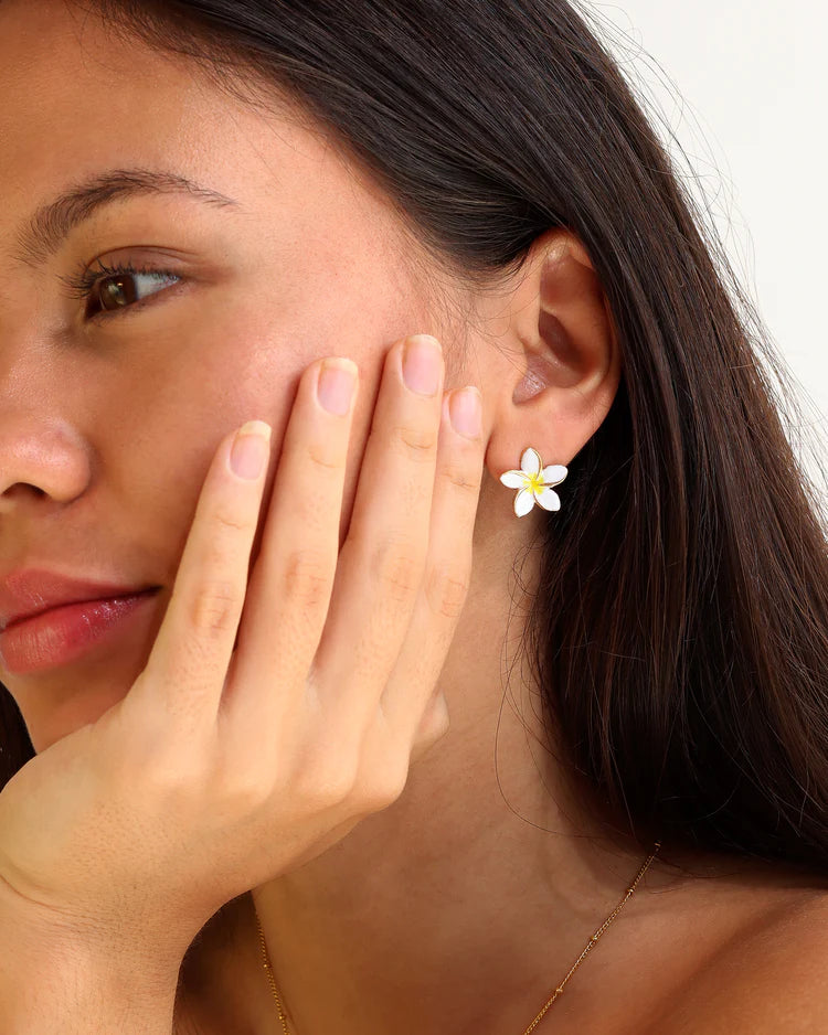 Happiness Frangipani Earrings Post - Gold - Expat Life Style