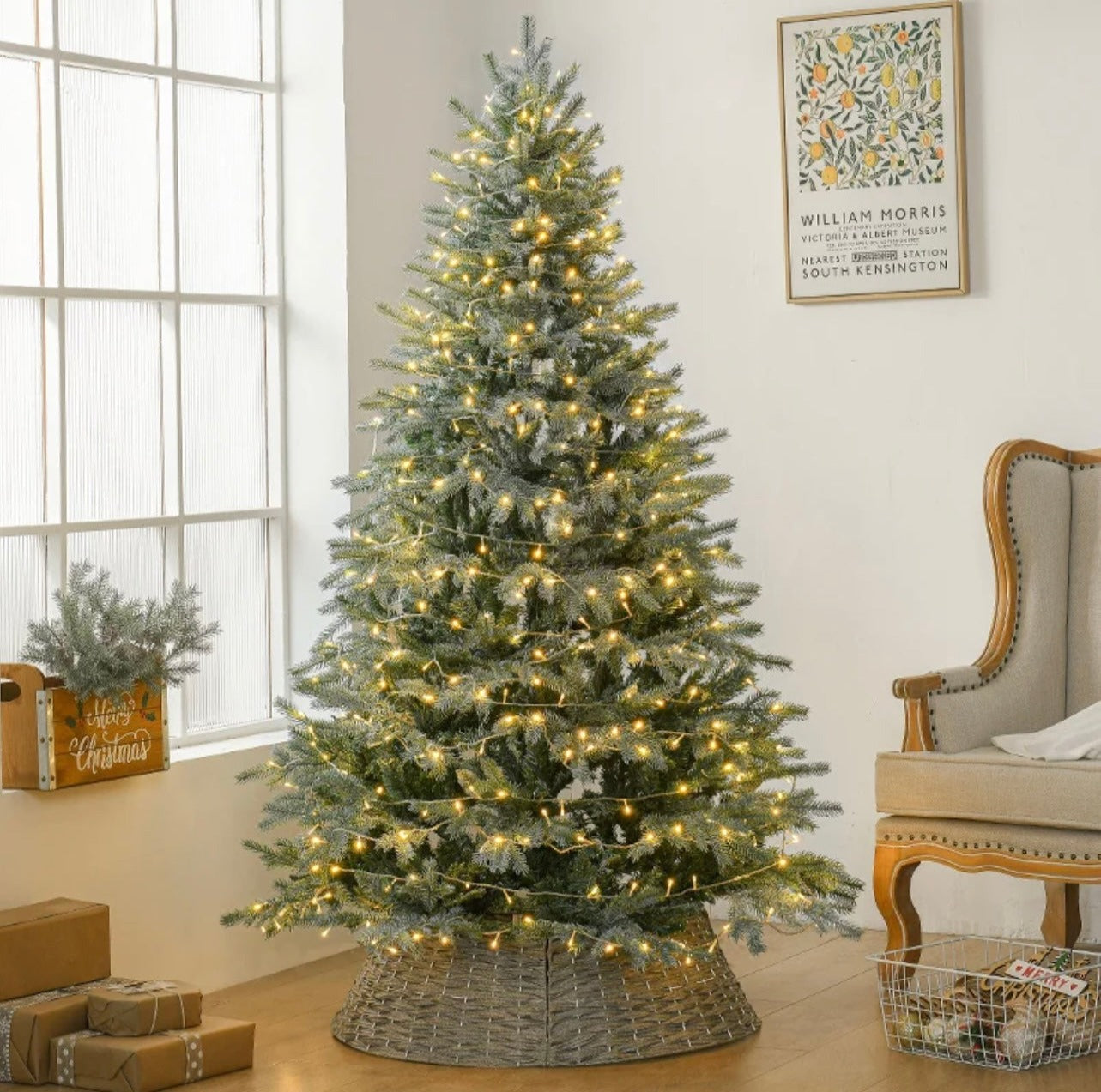 Christmas Tree - Traditional 7FT